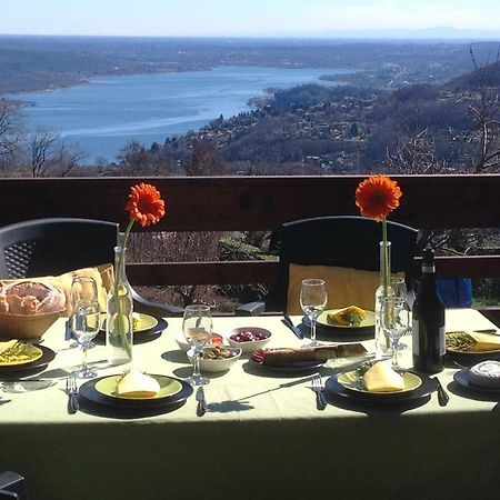 Gardenpark Soleil Villa Nebbiuno Buitenkant foto