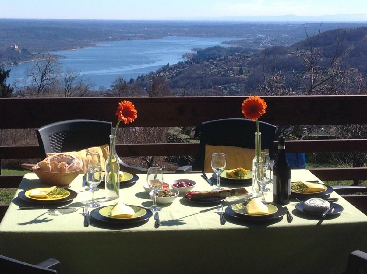 Gardenpark Soleil Villa Nebbiuno Buitenkant foto